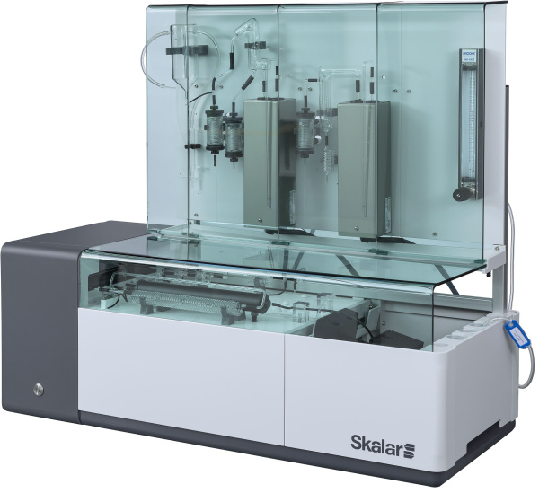 Автоматизированный проточный анализатор SAN++ Compact
